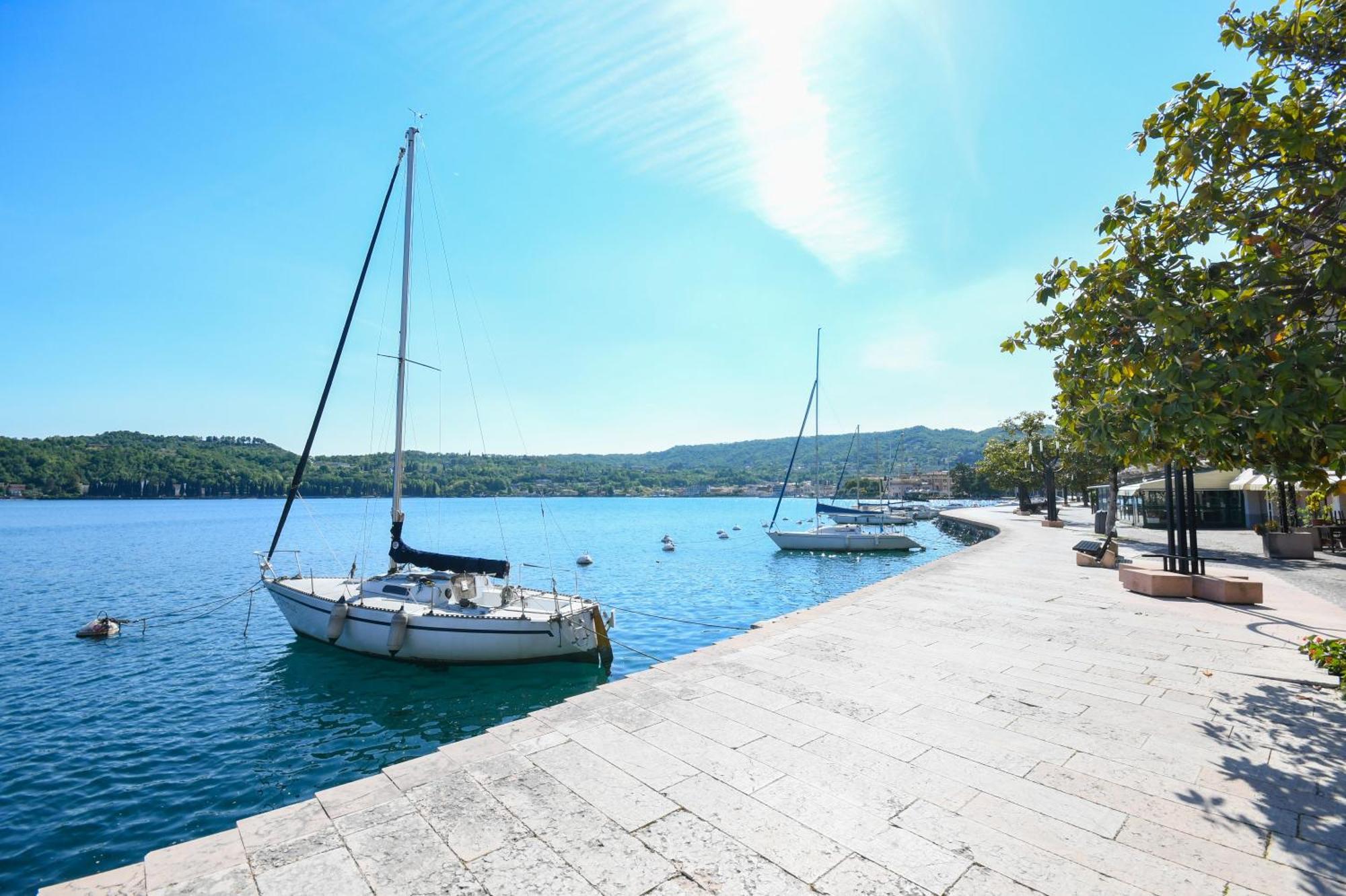 サロBellavista - Garda Leisureアパートメント エクステリア 写真